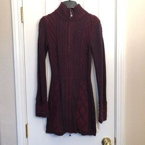 Athleta two toned burgundy sweater zip up dress